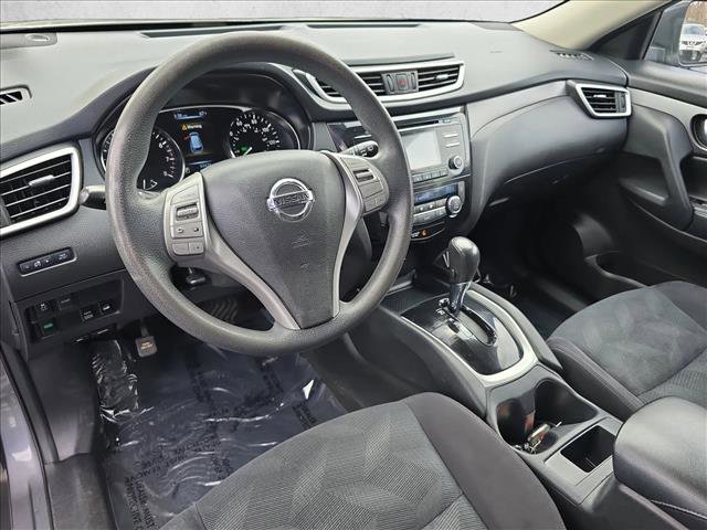 Used 2016 Nissan Rogue SV image 15