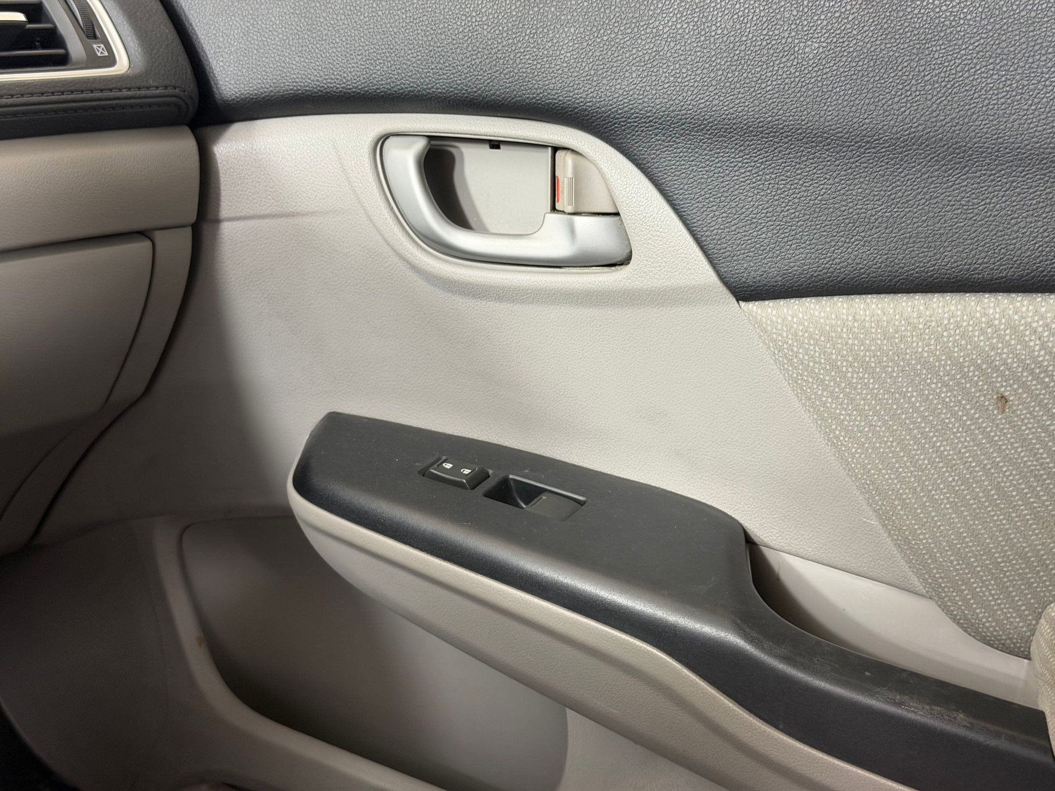 Used 2013 Honda Civic LX image 26