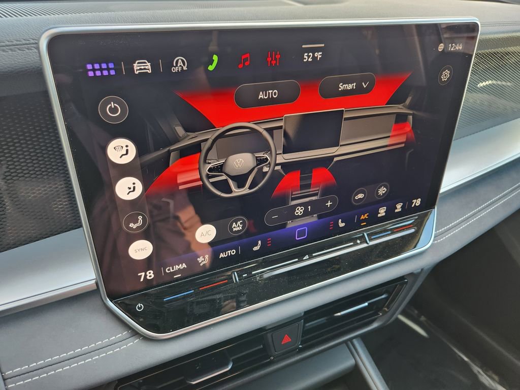 New 2026 Volkswagen Tiguan SE image 9