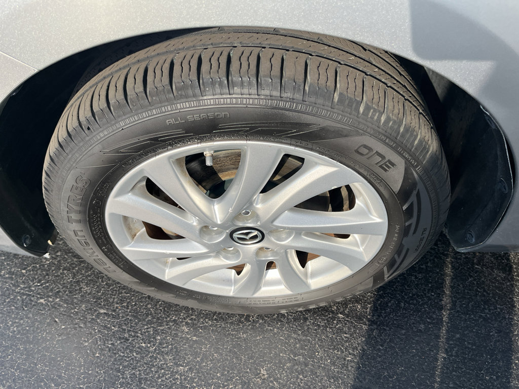 Used 2013 MAZDA MAZDA3 i Grand Touring image 41