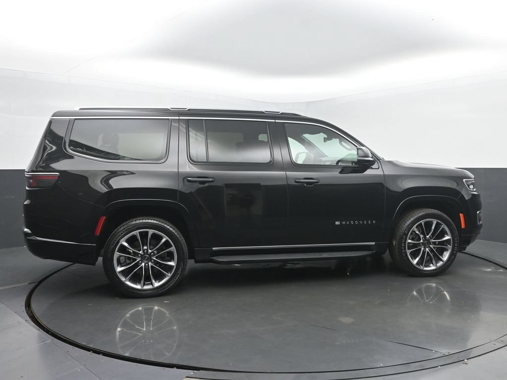 Used 2024 Jeep Wagoneer Series II w/ Premium Group I AWD/4WD image 7