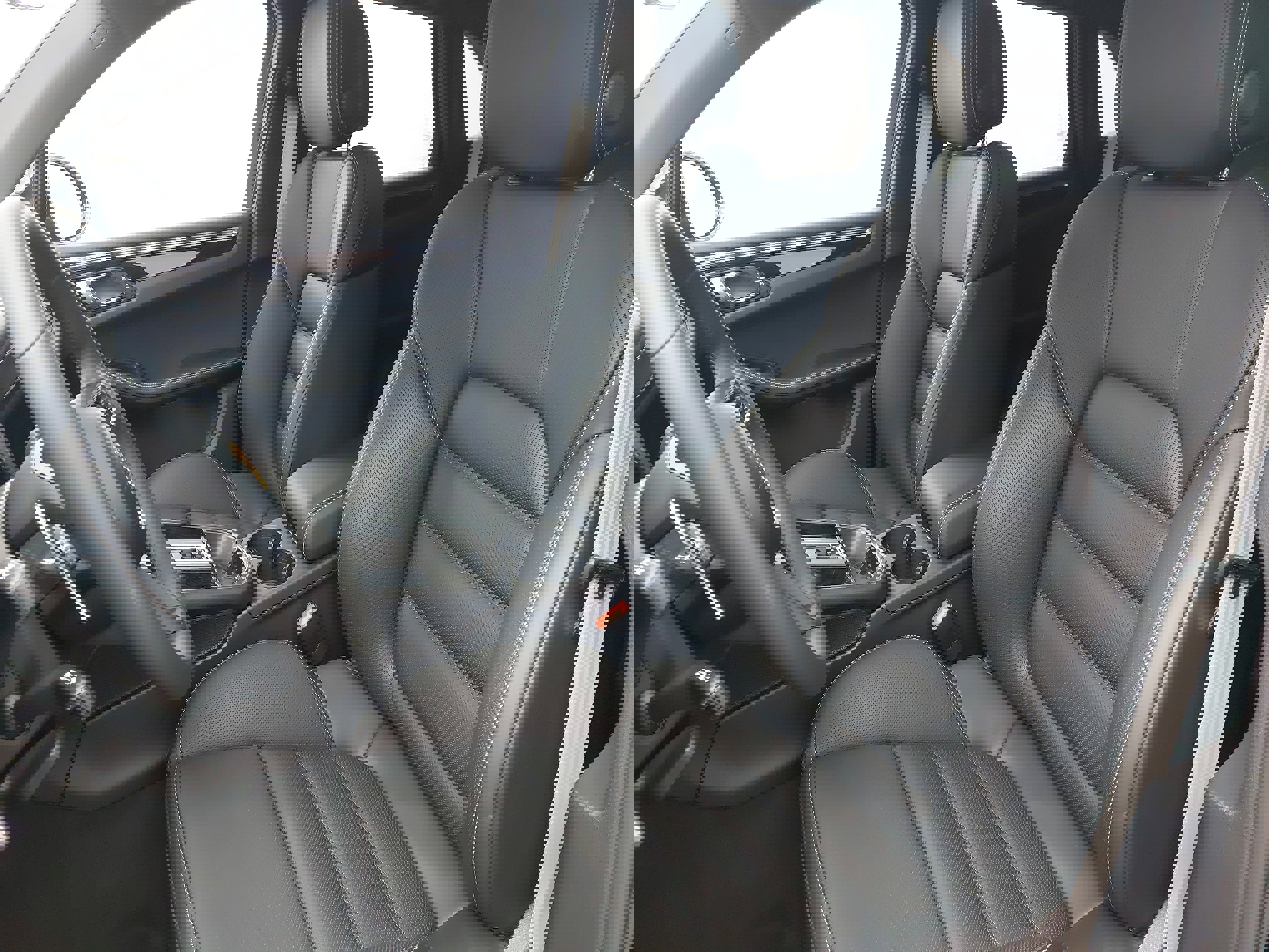 New 2026 Porsche Macan AWD/4WD image 5