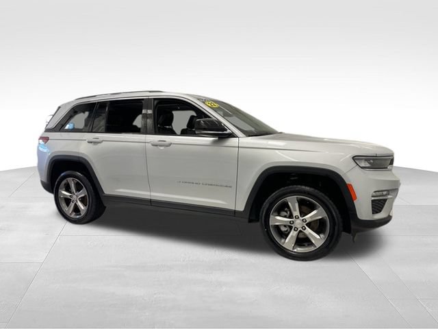 Used 2022 Jeep Grand Cherokee Limited AWD/4WD image 7