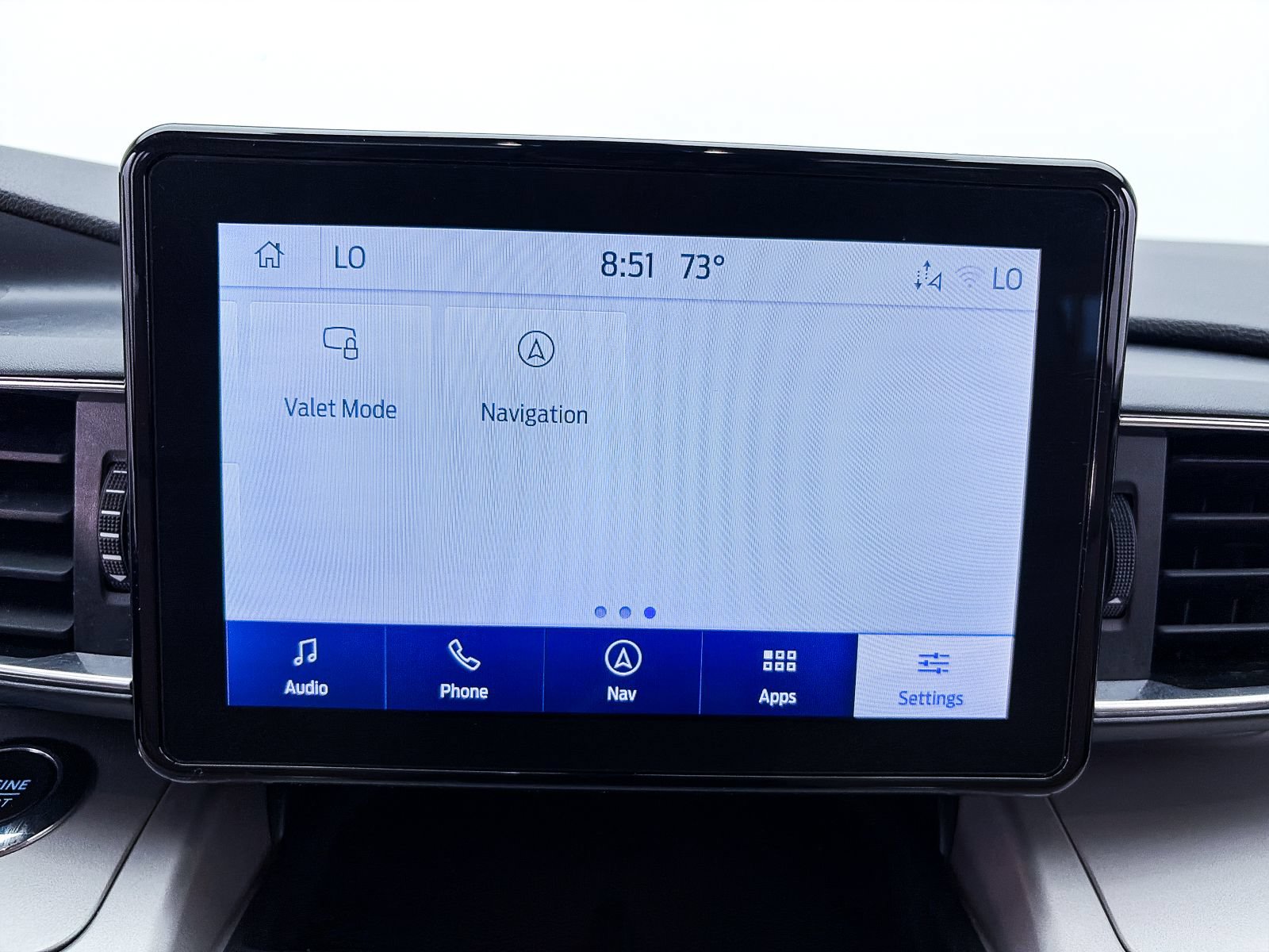 Used 2023 Ford Explorer XLT w/ Equipment Group 202A AWD/4WD image 24