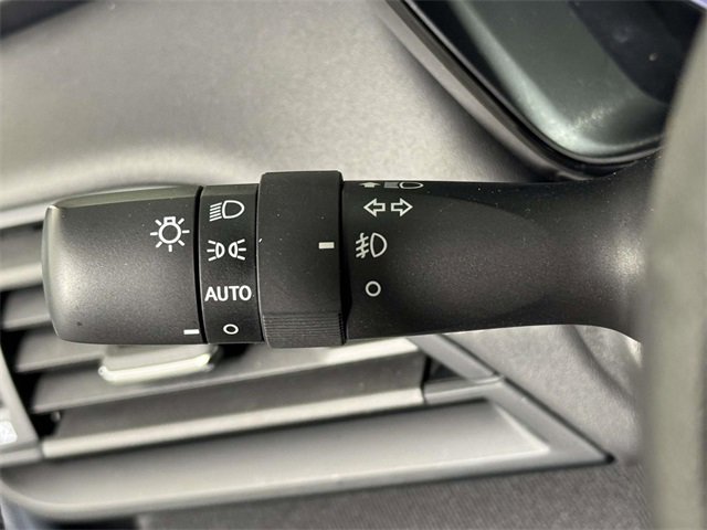 Used 2024 Subaru Outback Premium image 21