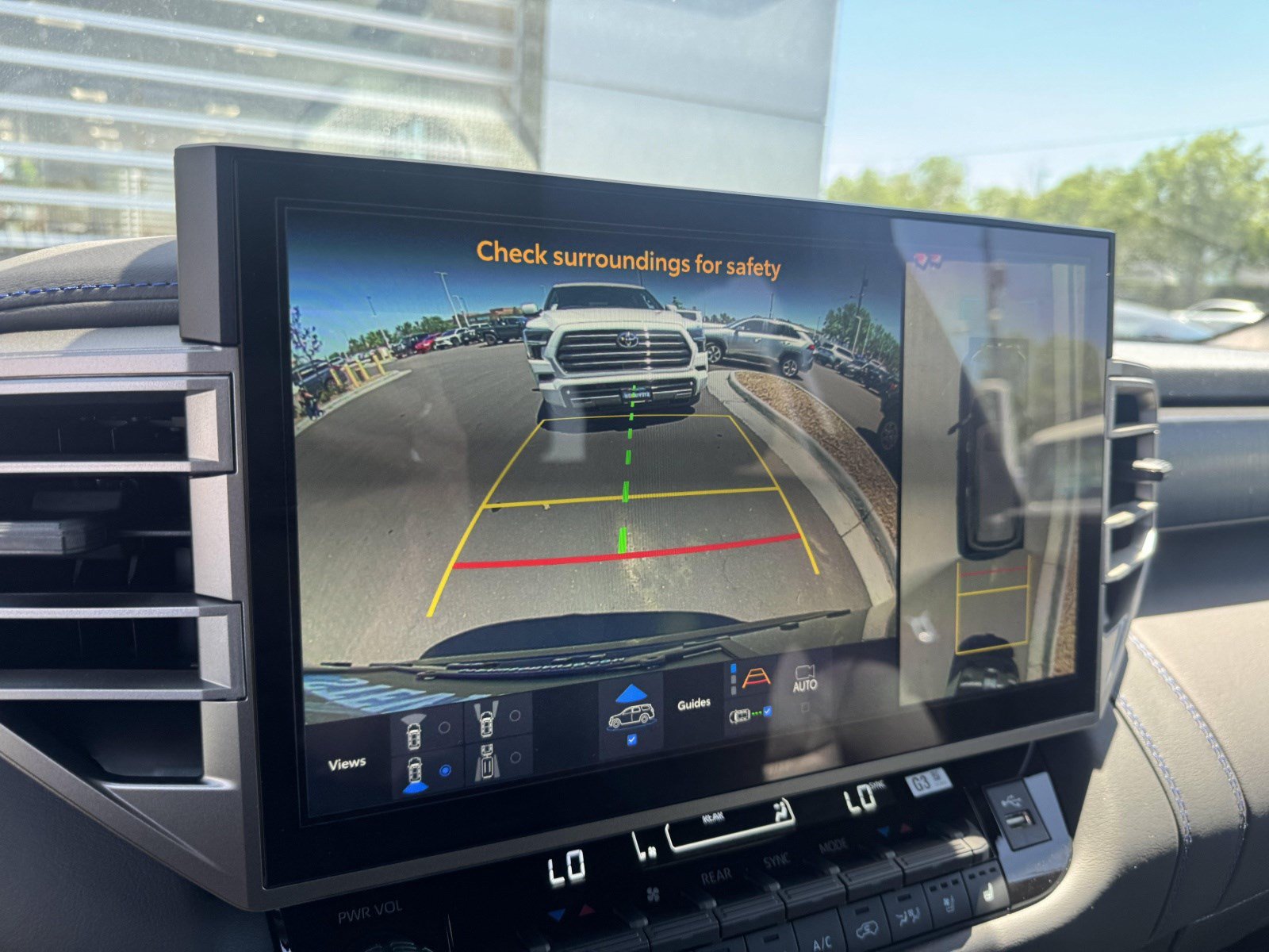 New 2026 Toyota Sequoia Platinum AWD/4WD image 34