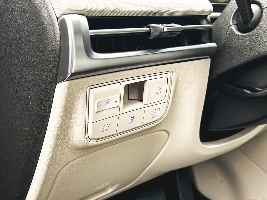 New 2026 Hyundai Kona SE AWD/4WD image 21