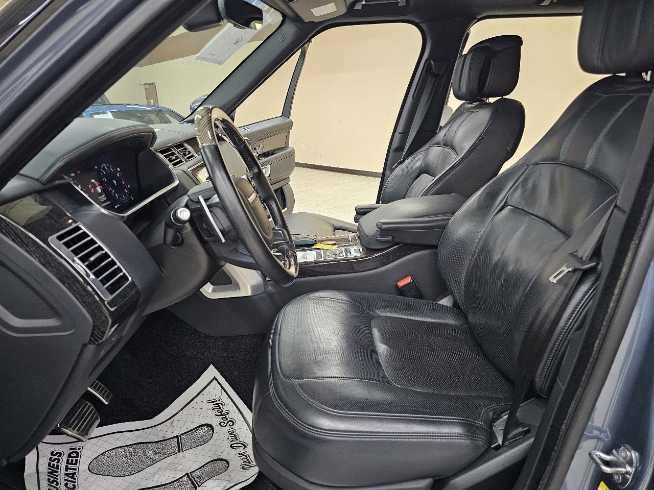 Used 2019 Land Rover Range Rover Autobiography image 21