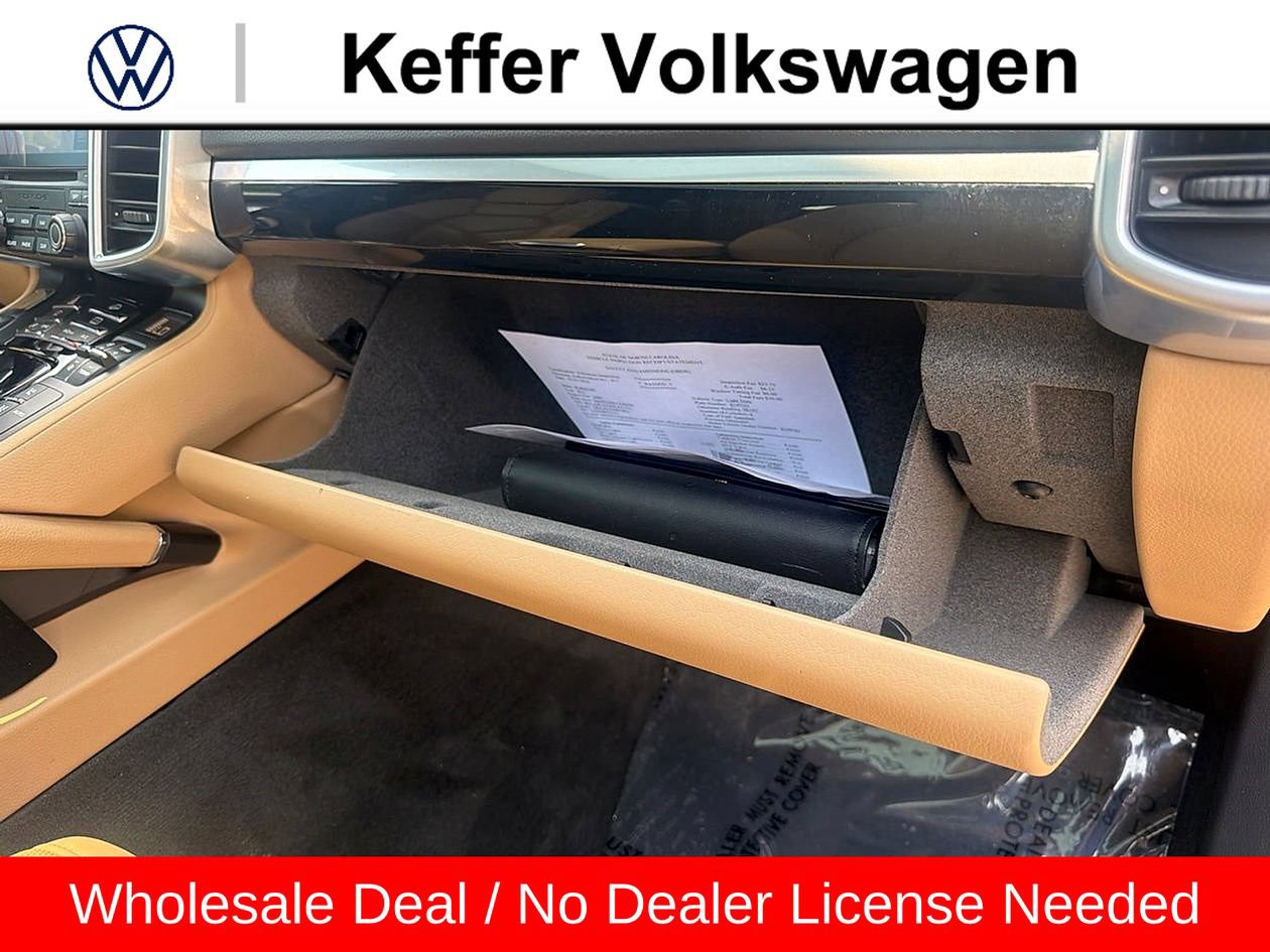 Used 2017 Porsche Cayenne S AWD/4WD image 36