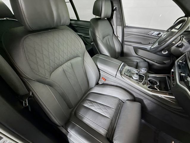 Used 2024 BMW ALPINA XB7 image 31
