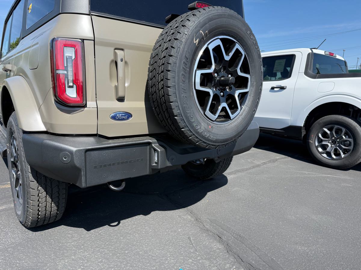 New 2025 Ford Bronco Outer Banks w/ Matte Film Protection Package image 37