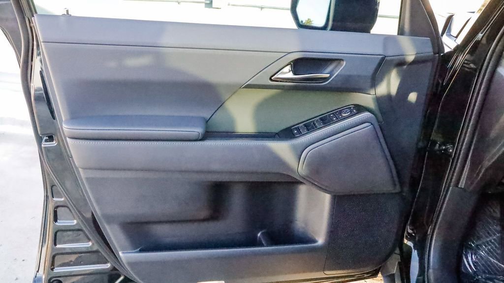 Used 2024 Lexus GX 550 550 Overtrail image 23