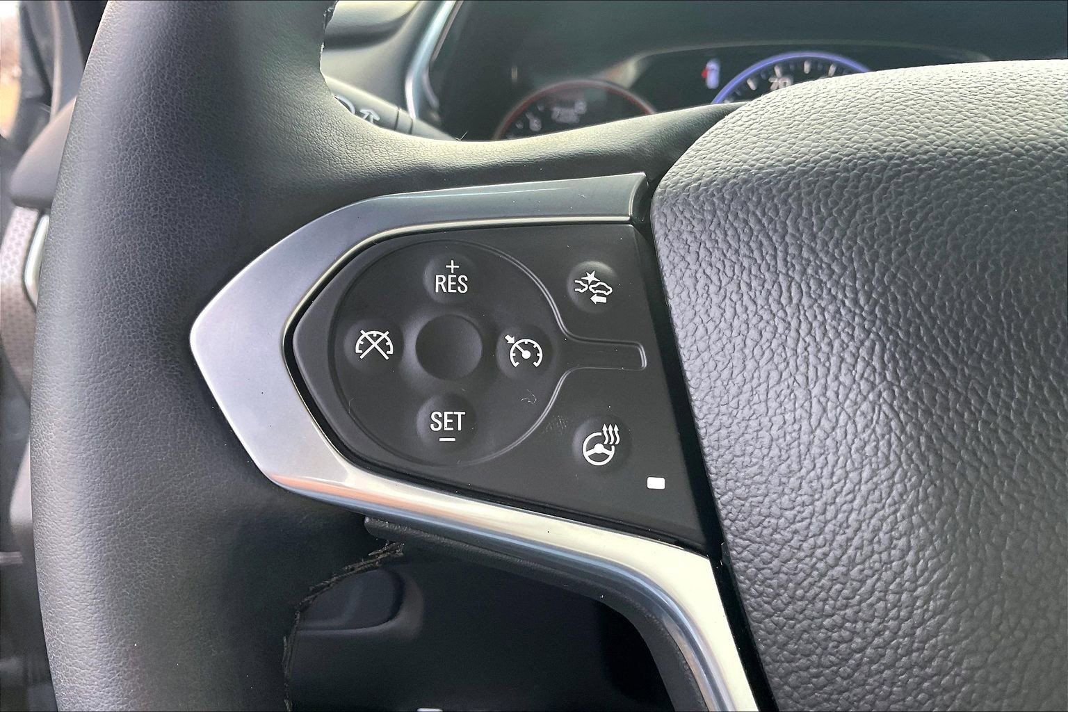 Used 2024 Chevrolet Traverse Premier w/ Redline Edition image 21