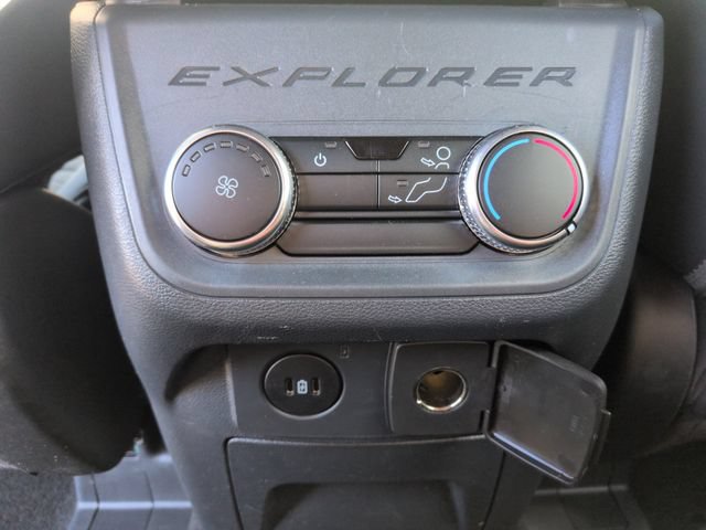 Certified 2025 Ford Explorer ST-Line AWD/4WD image 26
