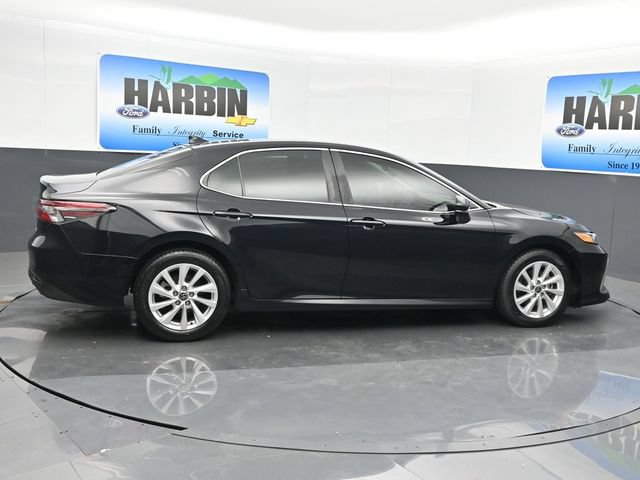 Used 2023 Toyota Camry LE FWD image 6