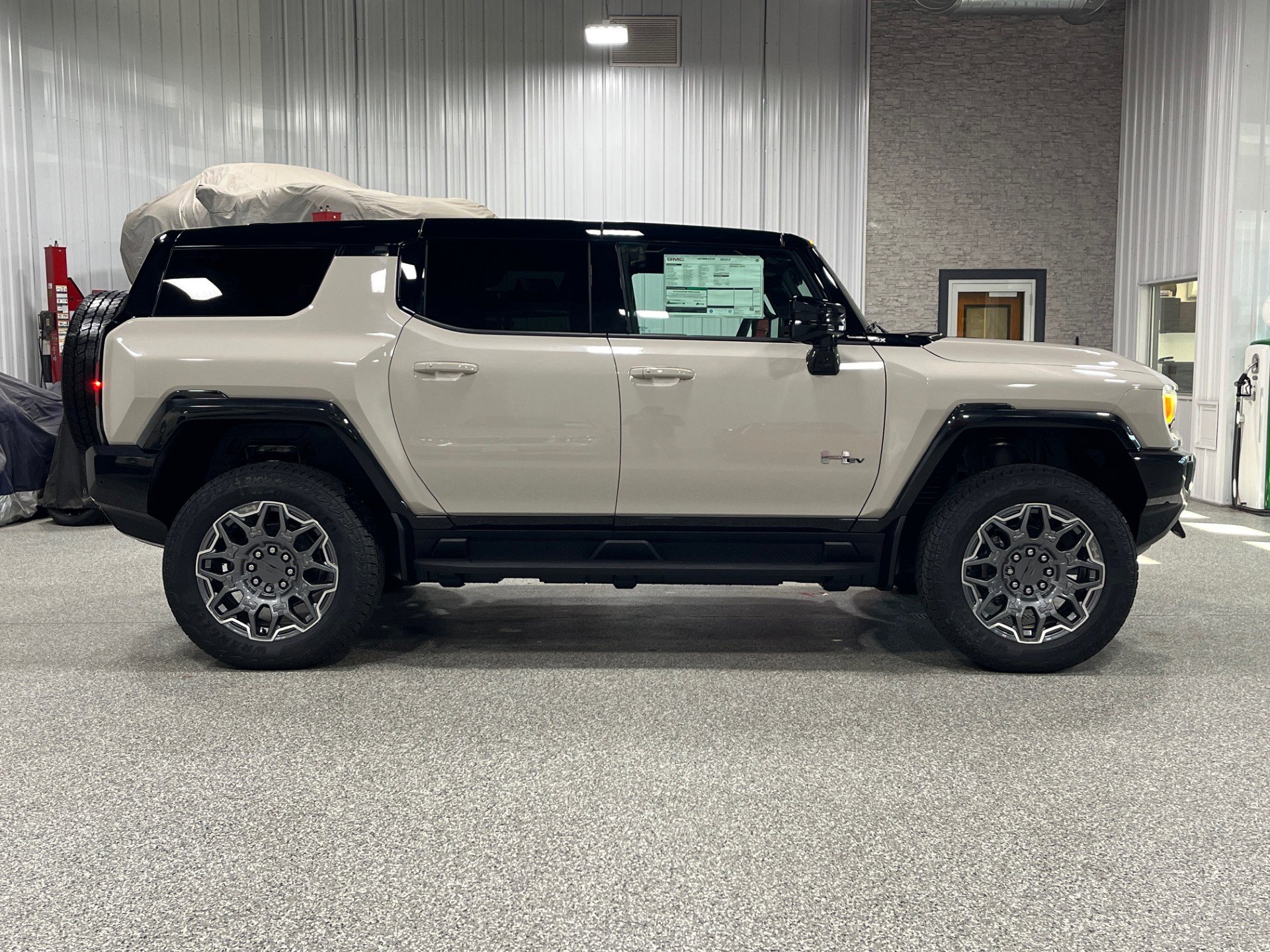 New 2026 GMC Hummer EV SUV image 5