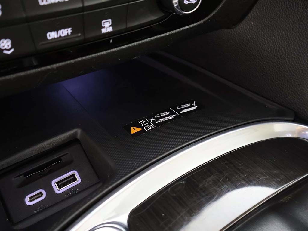 Used 2023 Buick Enclave Essence w/ Experience Buick Package AWD/4WD image 58
