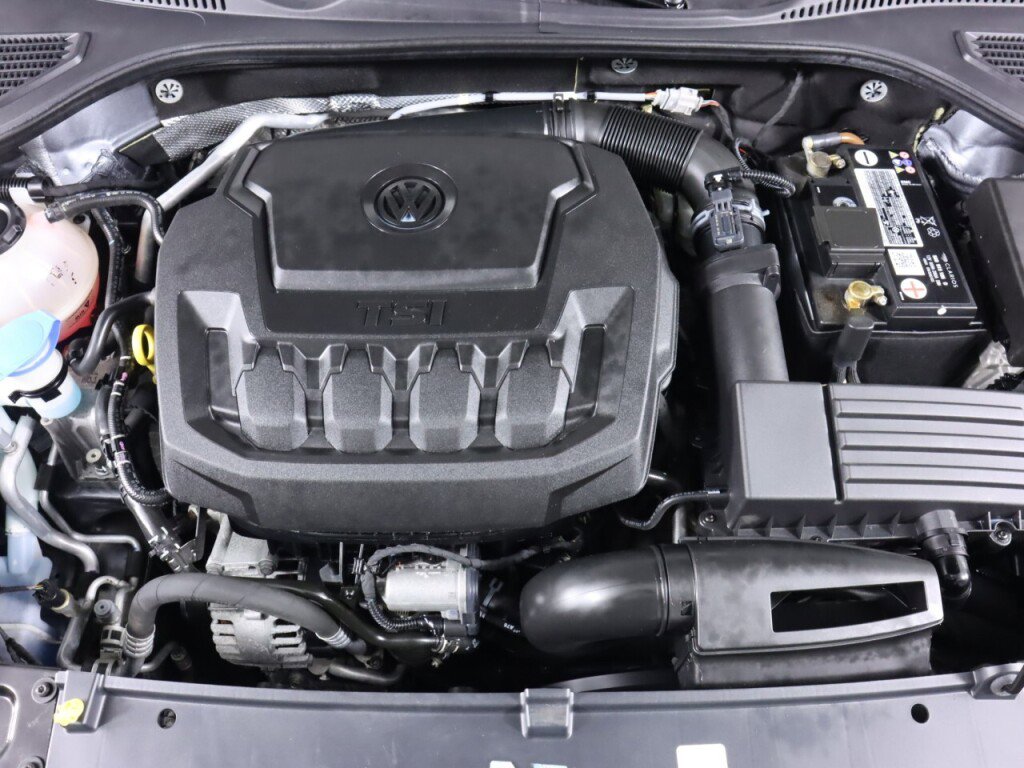 Used 2020 Volkswagen Passat 2.0T SE image 37
