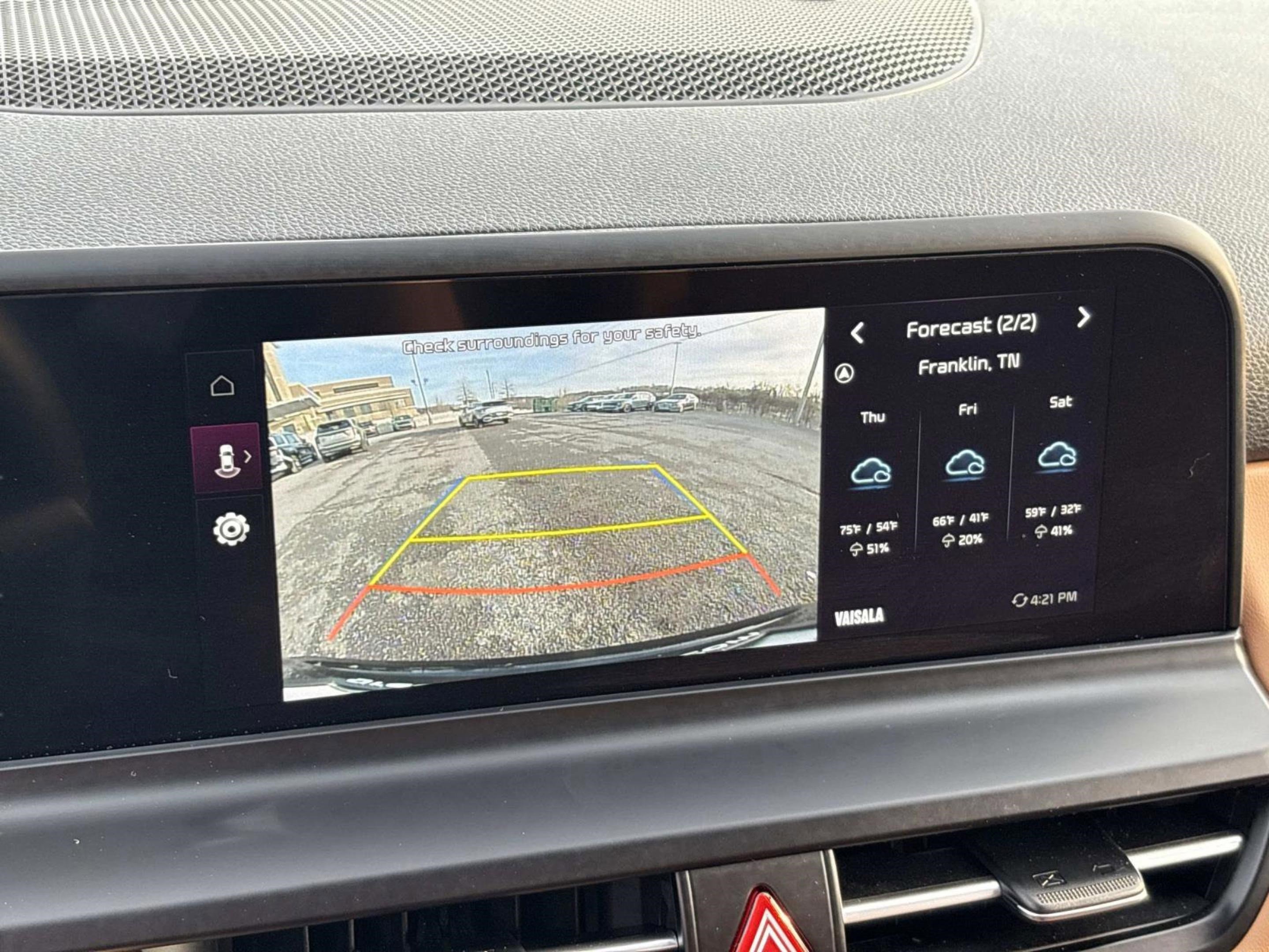 Used 2024 Kia Seltos SX w/ SX Sunroof Package image 32