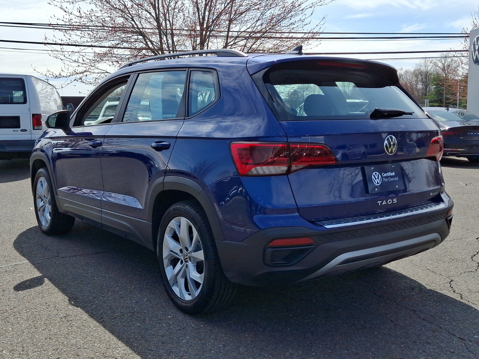 Used 2023 Volkswagen Taos S w/ Driver Assistance Package AWD/4WD image 4