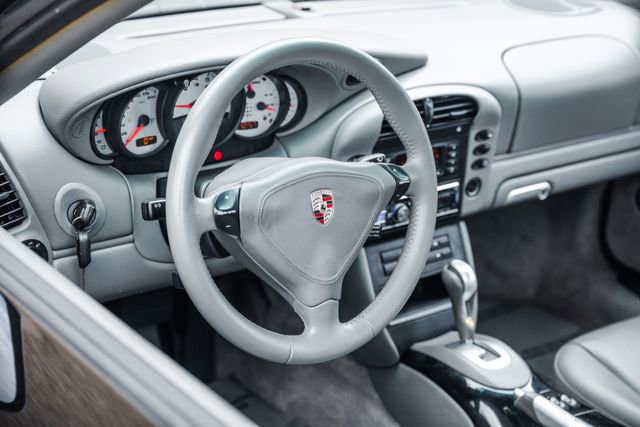 Used 2002 Porsche 911 Carrera RWD image 6