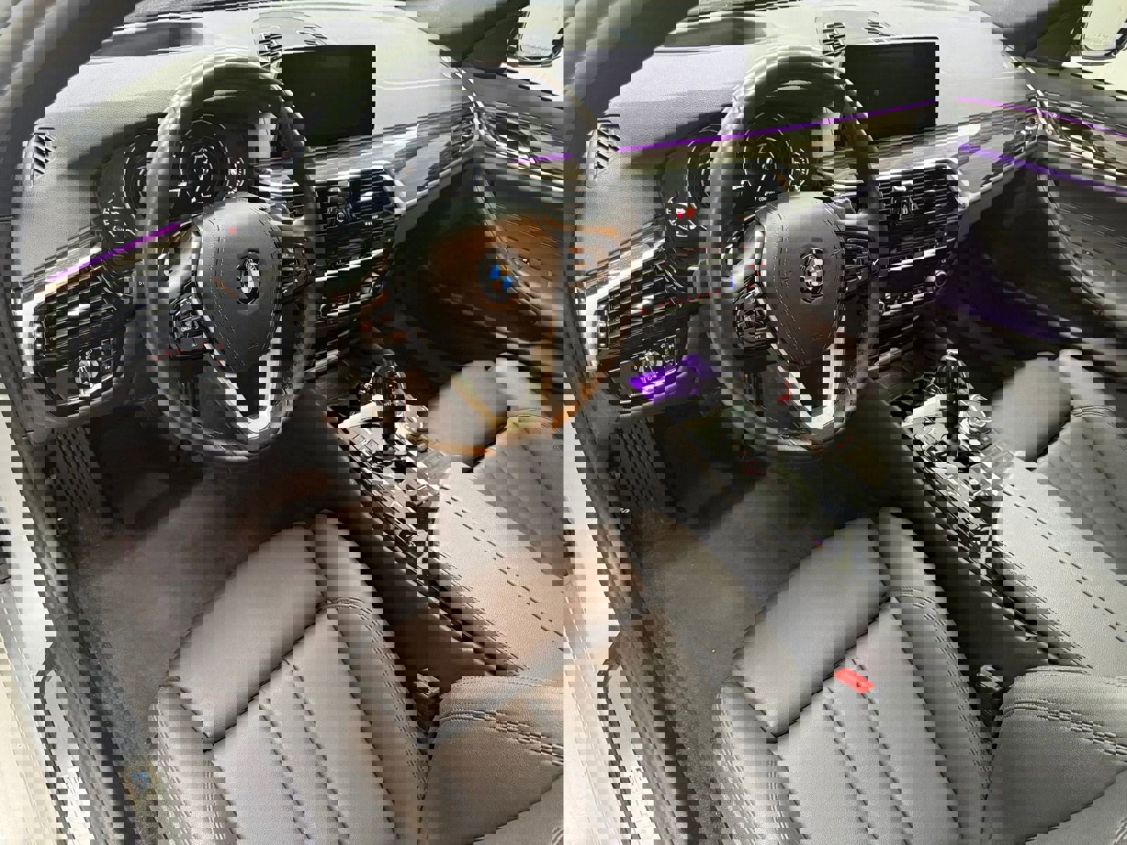 Used 2019 BMW 530e iPerformance w/ Convenience Package image 17