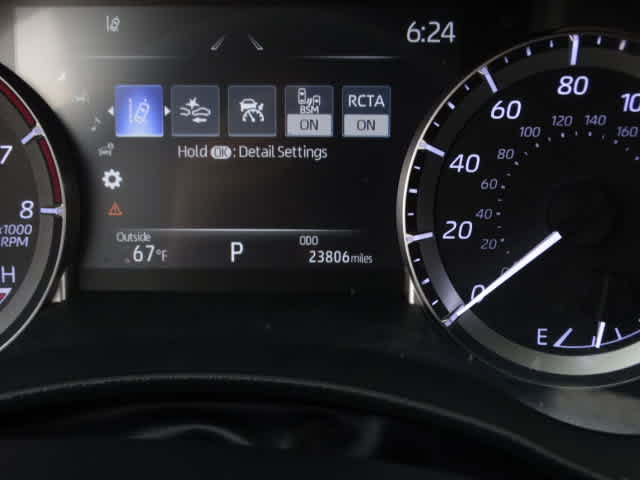 Used 2023 Toyota Highlander XLE image 26