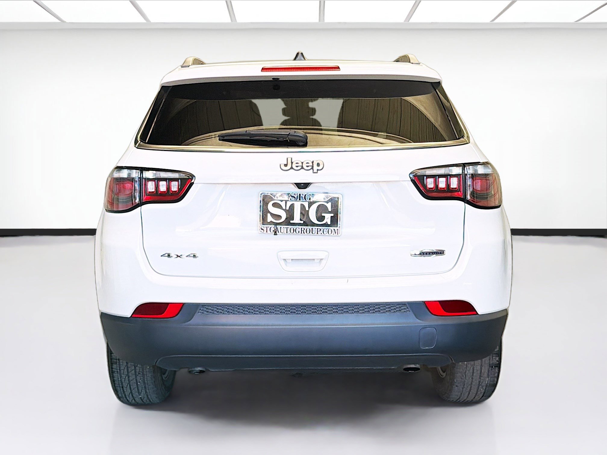 Used 2024 Jeep Compass Latitude image 5