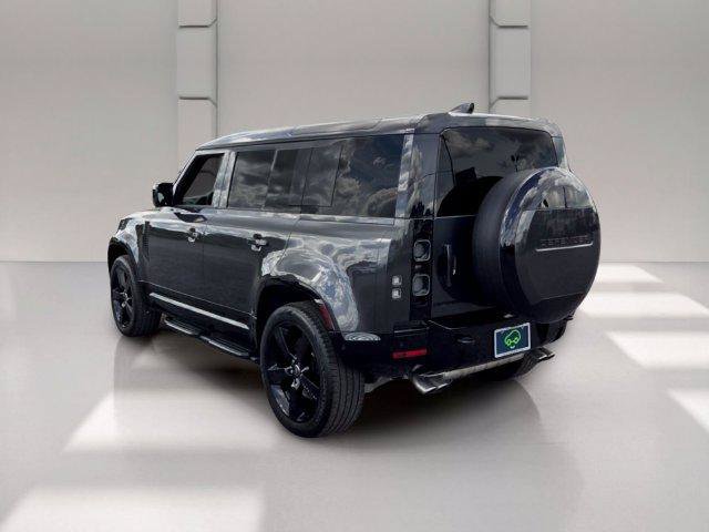 Used 2025 Land Rover Defender 110 V8 AWD/4WD image 3