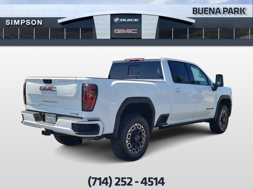 Used 2024 GMC Sierra 2500 AT4 w/ AT4 Preferred Package AWD/4WD image 8