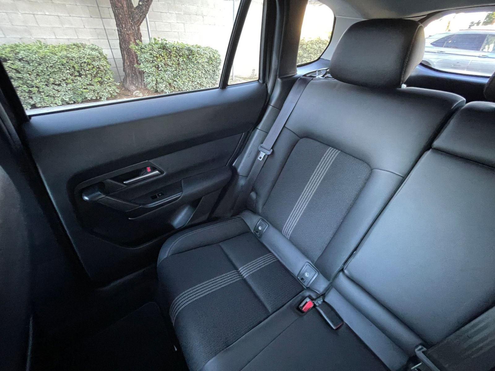 Used 2025 MAZDA CX-50 AWD 2.5 S w/ Preferred Package image 40