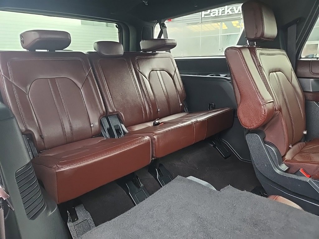 Used 2023 Ford Expedition Max Limited image 41