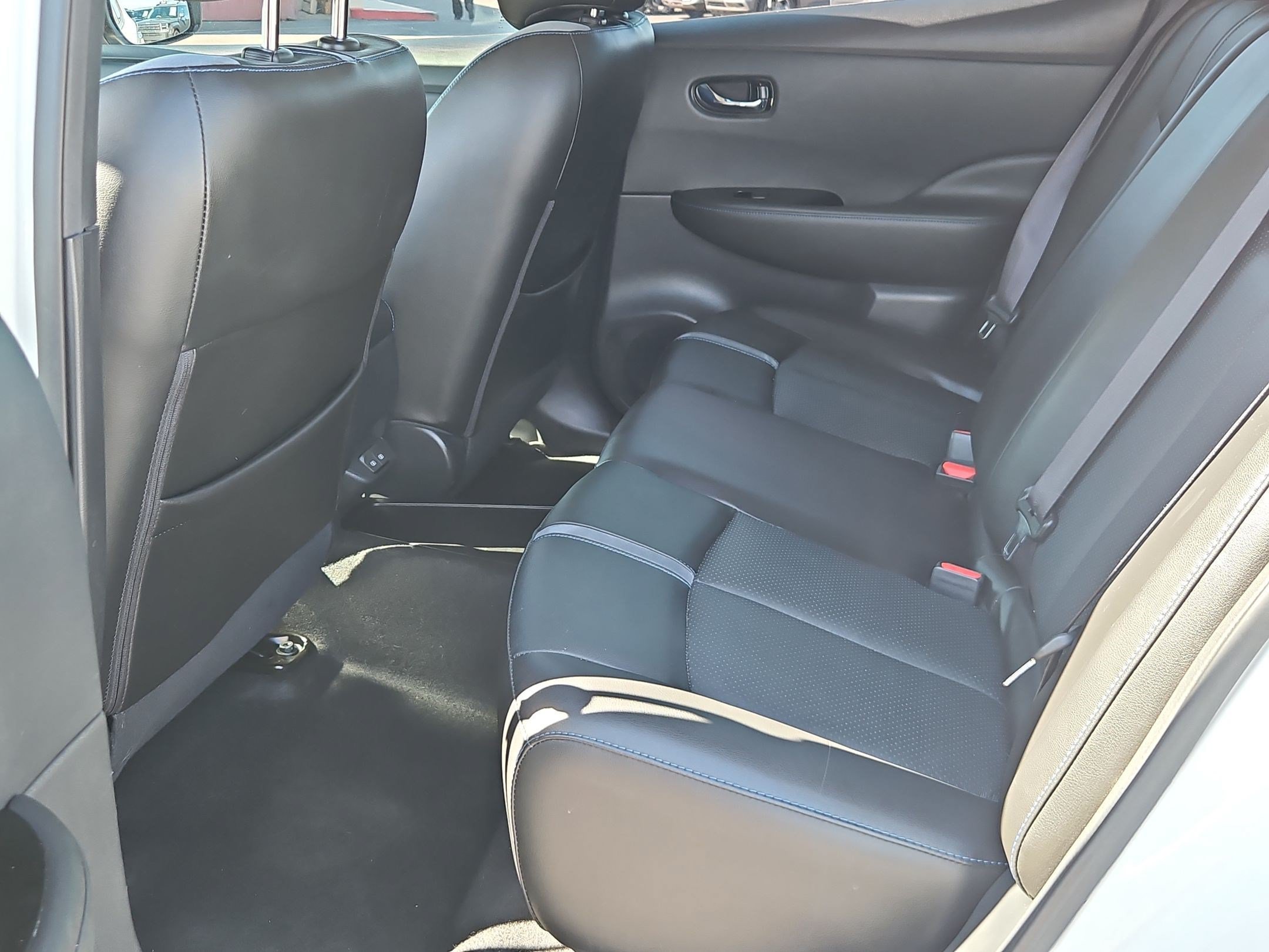 Used 2020 Nissan Leaf SL Plus FWD image 24