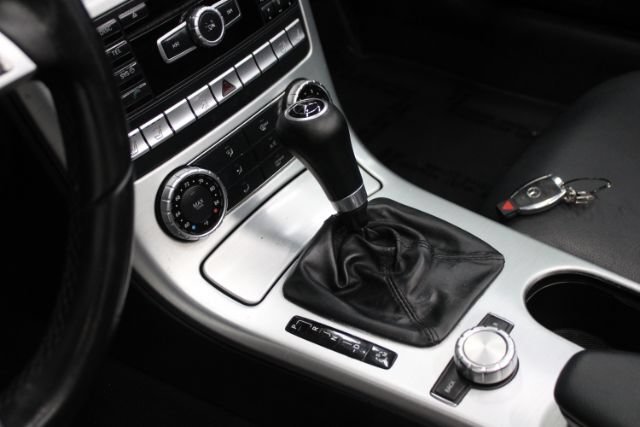 Used 2014 Mercedes-Benz SLK 250 image 13