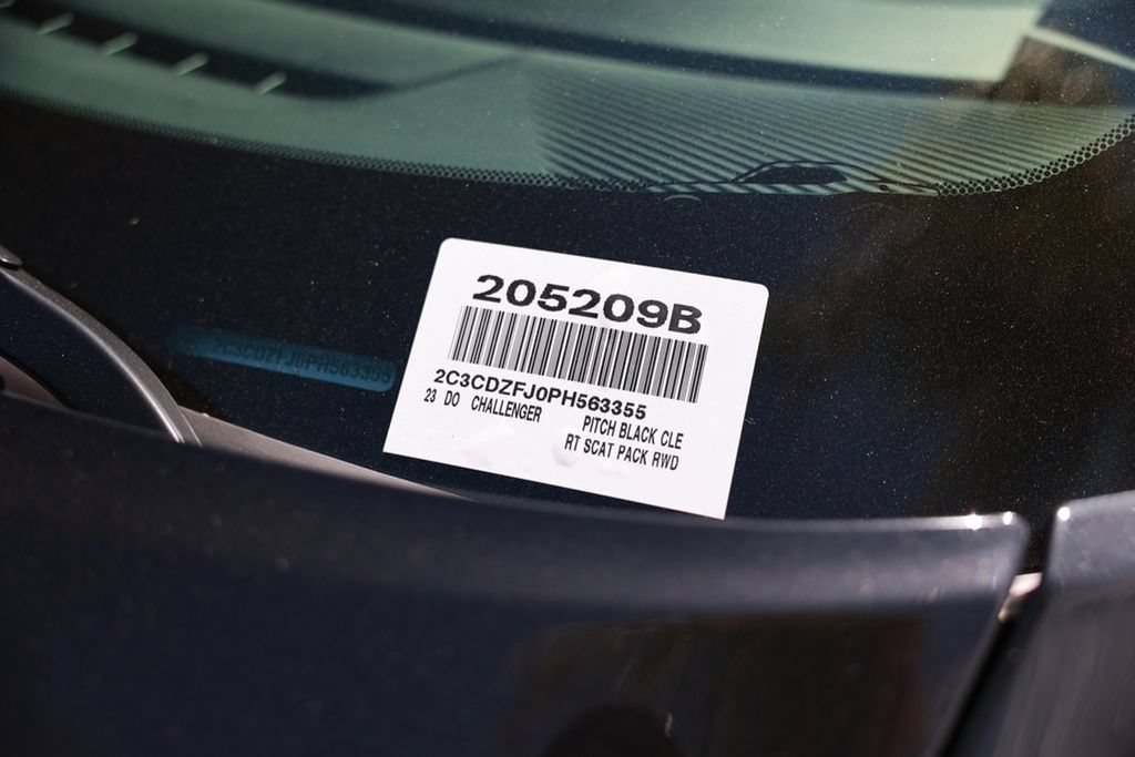 Used 2023 Dodge Challenger R/T Scat Pack RWD image 38