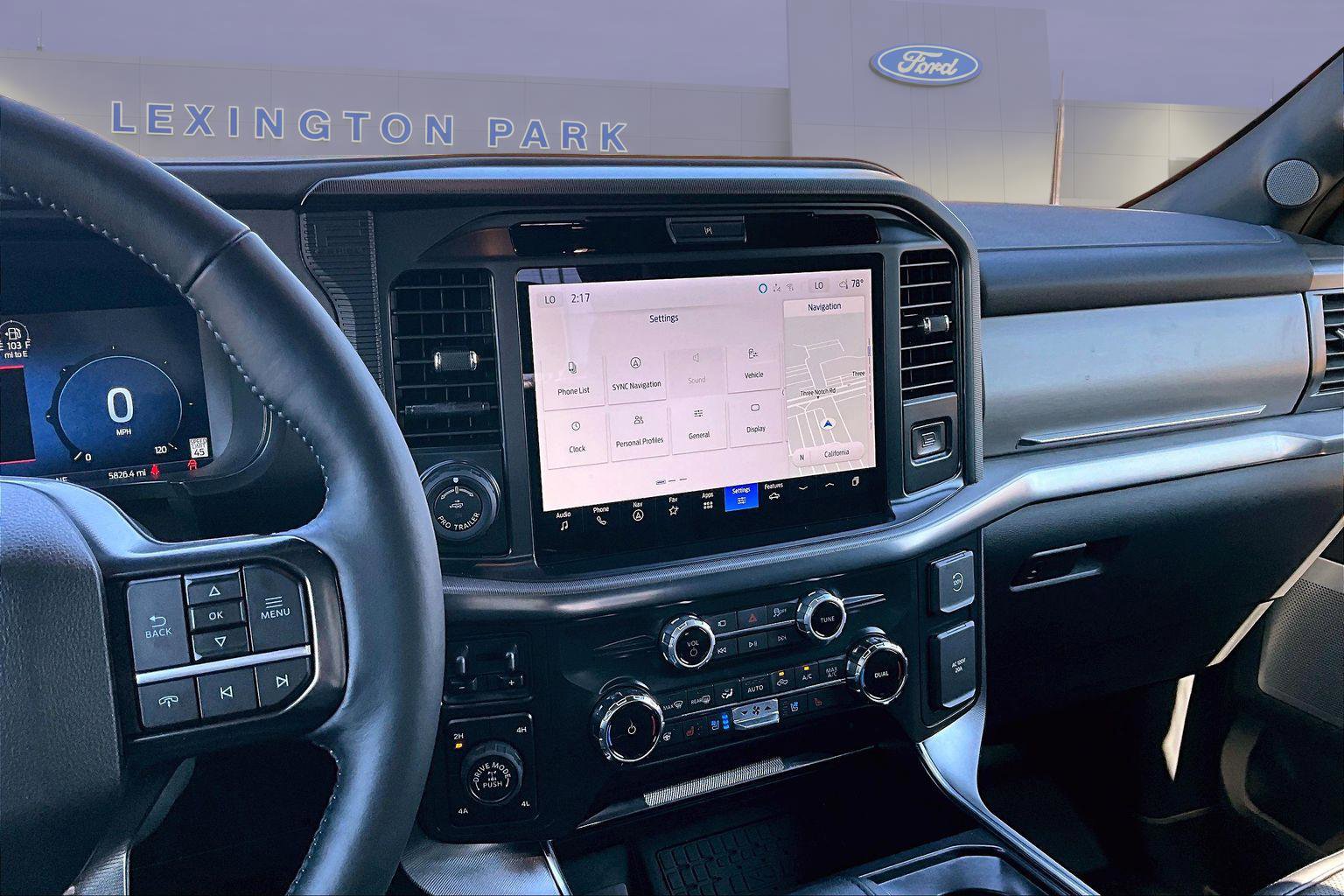 Used 2025 Ford F150 Platinum w/ Equipment Group 702A High image 10