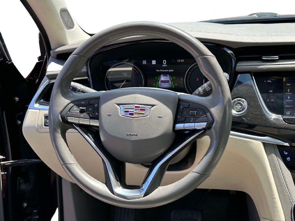 Used 2020 Cadillac XT6 Premium Luxury AWD/4WD image 14