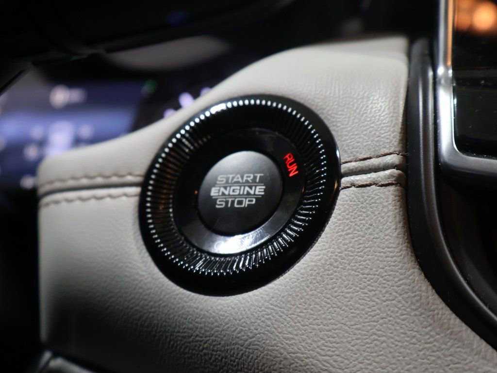 Certified 2024 Jeep Compass Limited image 29