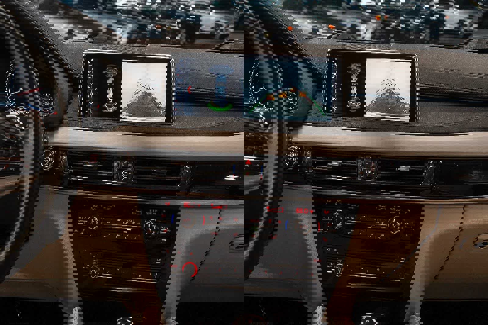 Used 2019 BMW X6 xDrive35i w/ Premium Package image 13