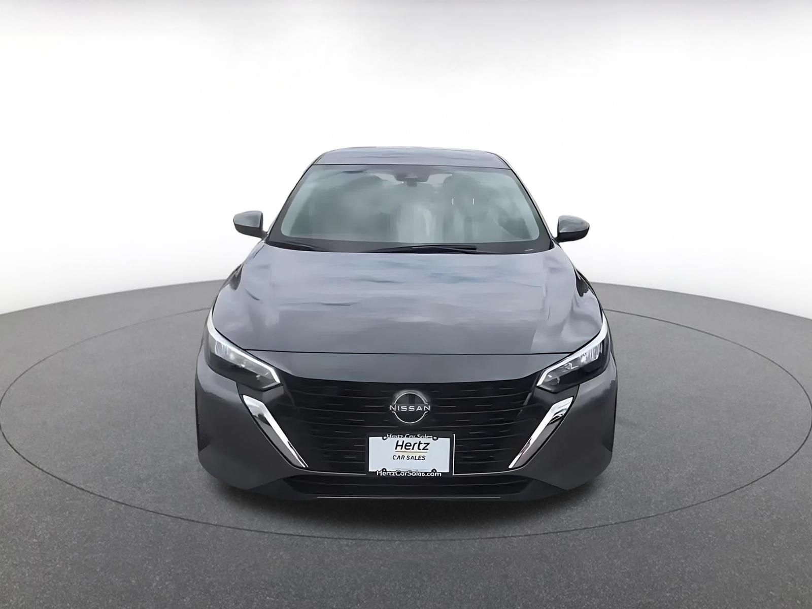 Used 2025 Nissan Sentra SV FWD image 4