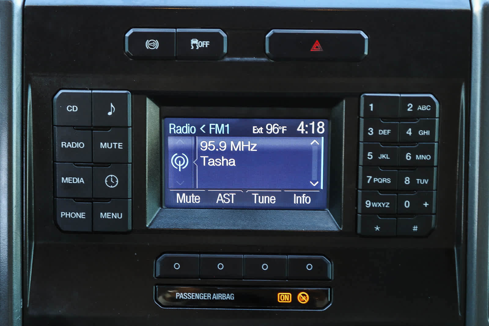 Used 2019 Ford F250 XLT w/ XLT Value Package image 17