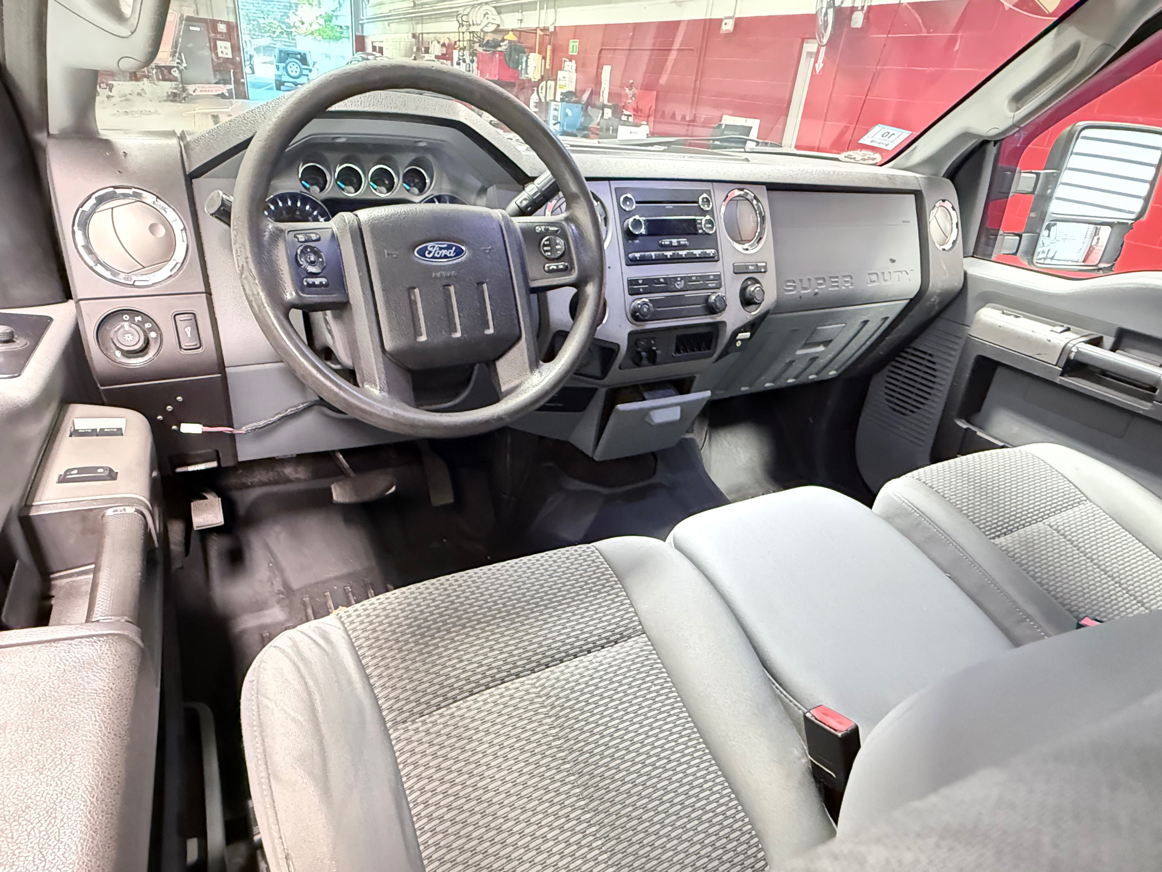 Used 2016 Ford F250 XLT w/ XLT Value Package AWD/4WD image 17
