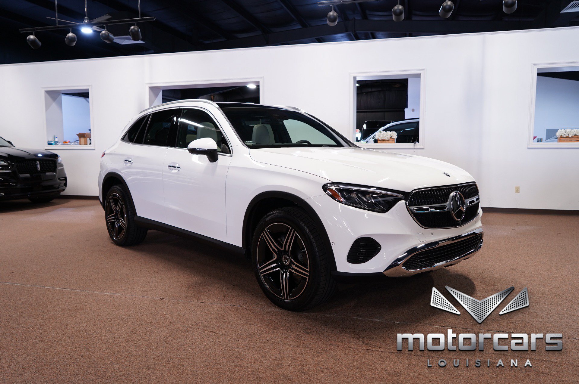 Used 2026 Mercedes-Benz GLC 300 image 9
