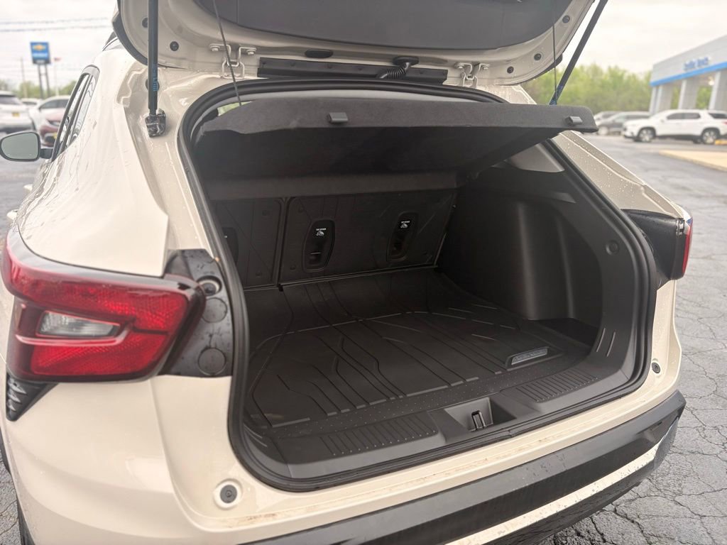 New 2026 Chevrolet Trax ACTIV image 11