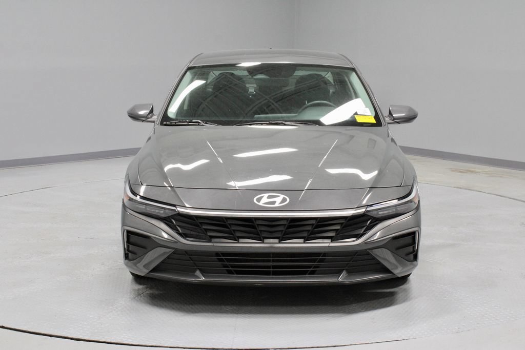 Used 2024 Hyundai Elantra SEL FWD image 8