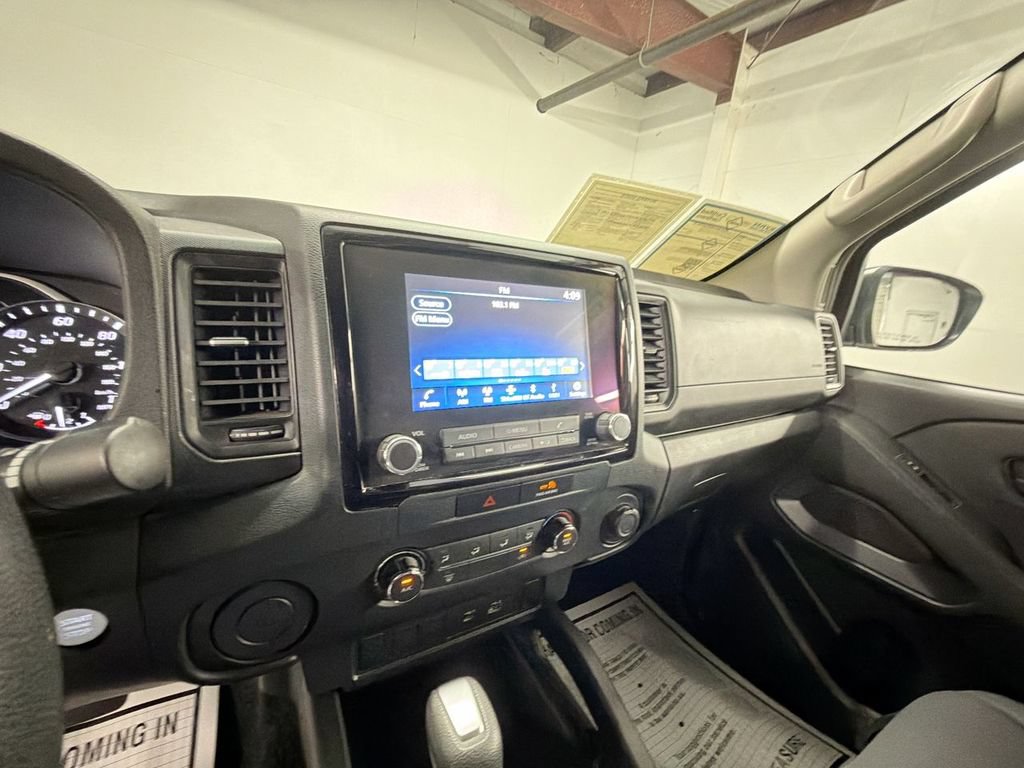 Used 2022 Nissan Frontier S RWD image 17