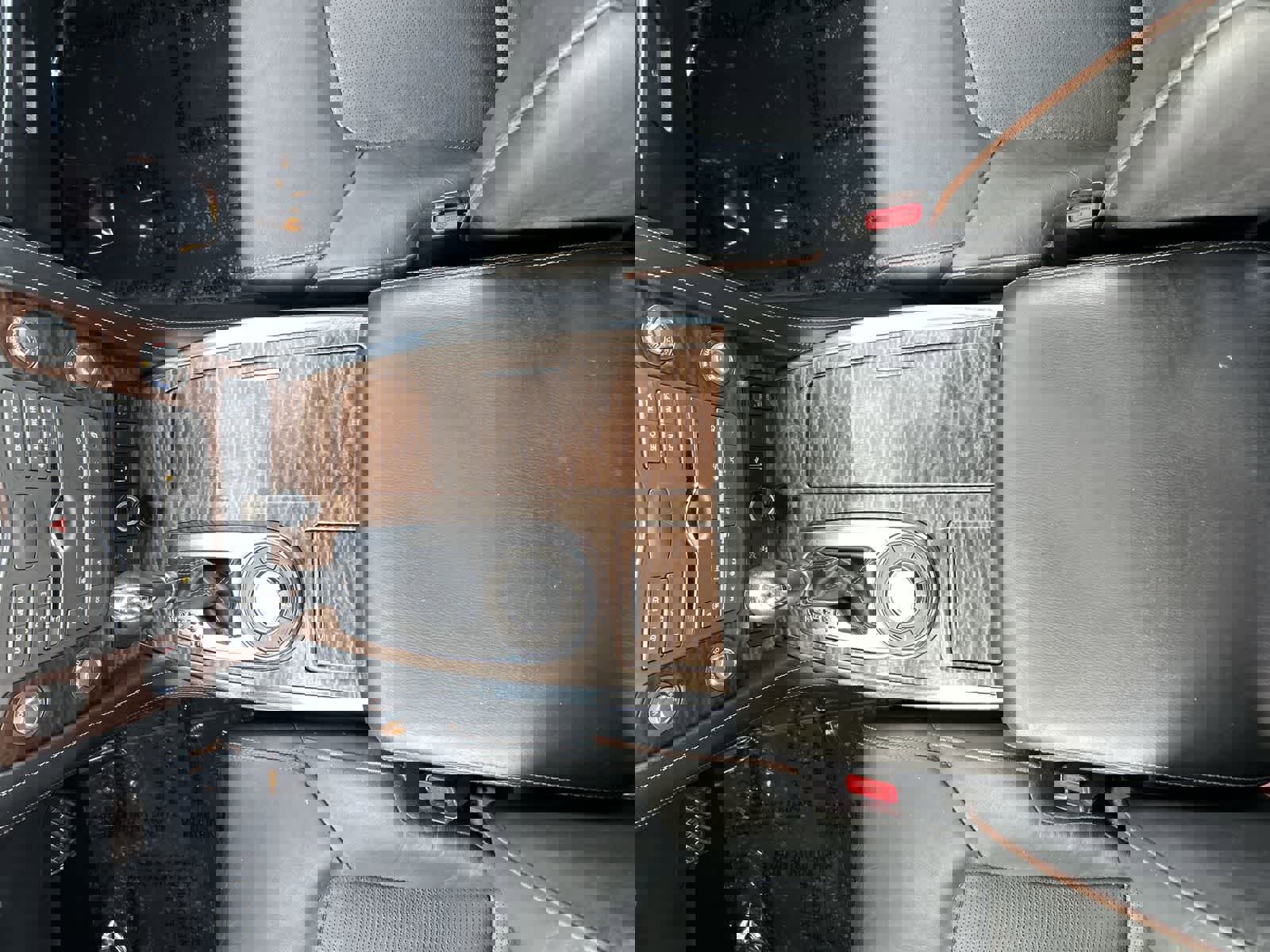 Used 2019 Nissan Armada SL w/ Premium Package image 16