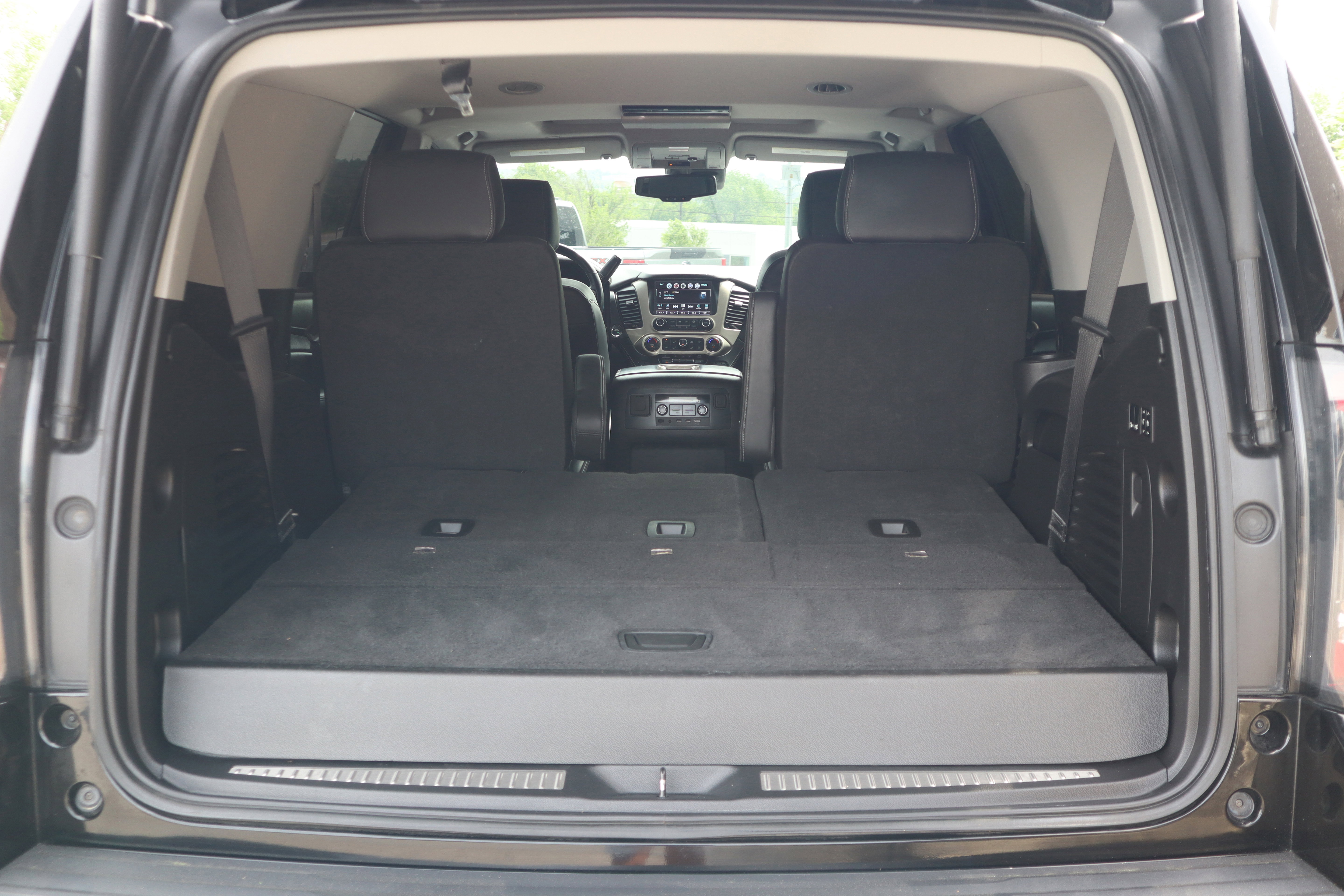 Used 2018 GMC Yukon Denali w/ Open Road Package AWD/4WD image 41