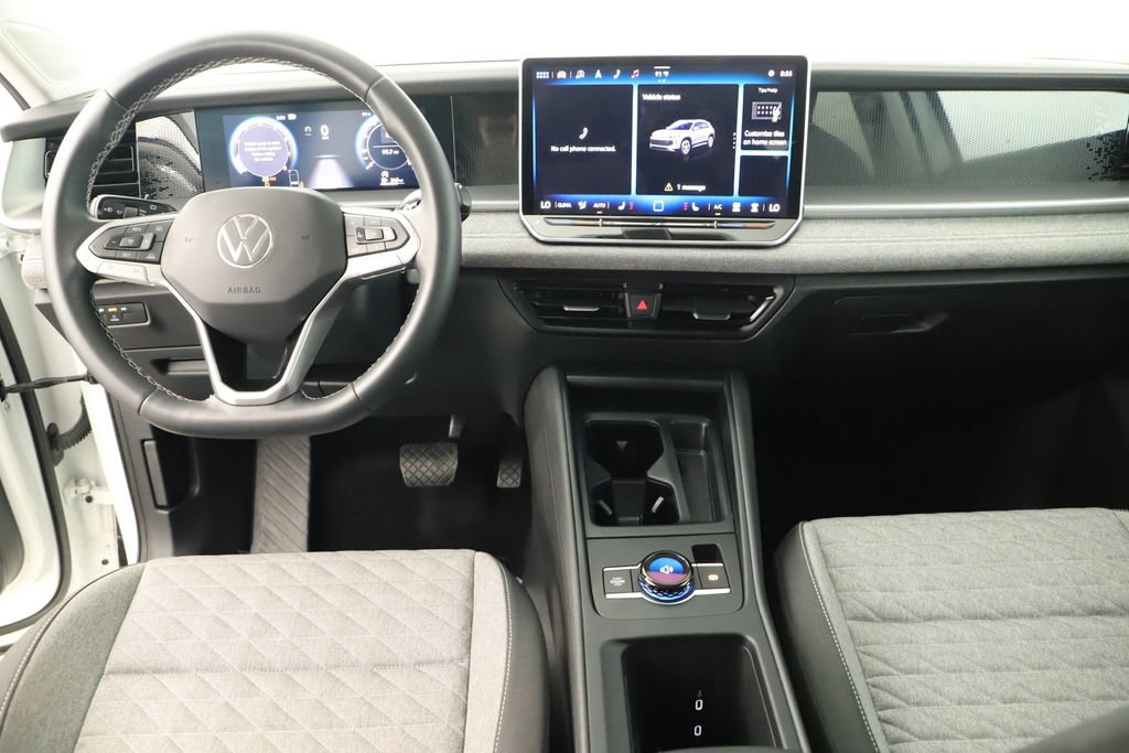 Used 2025 Volkswagen Tiguan S FWD image 18