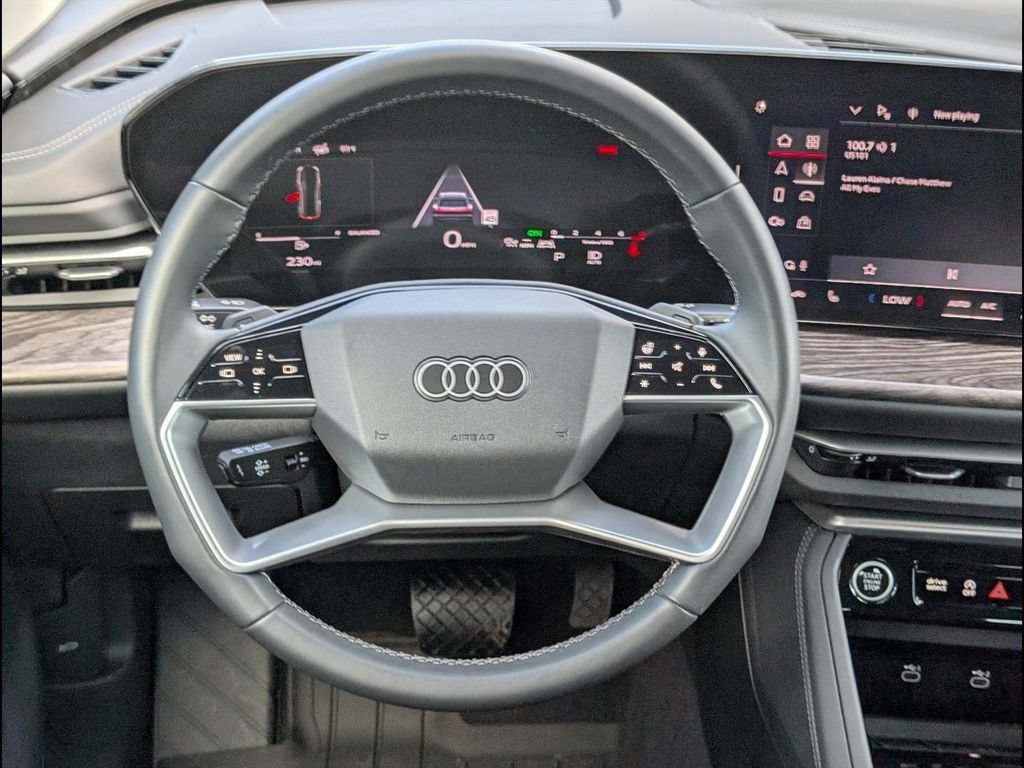 Certified 2025 Audi Q5 Premium AWD/4WD image 12